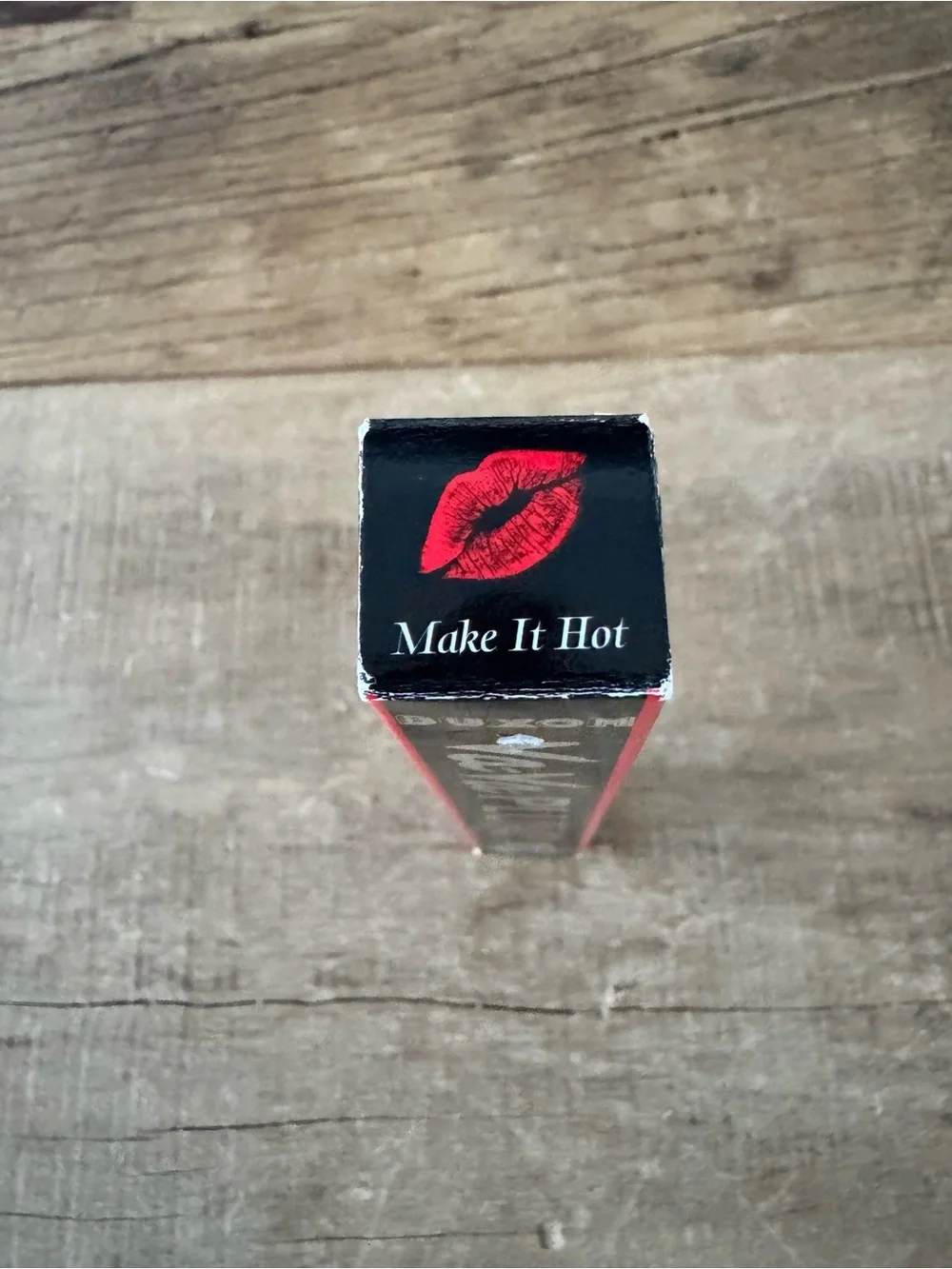 NEW in box Buxom Va Va Plump Shiny Liquid Lipstick ~ Make It Hot Red 💋